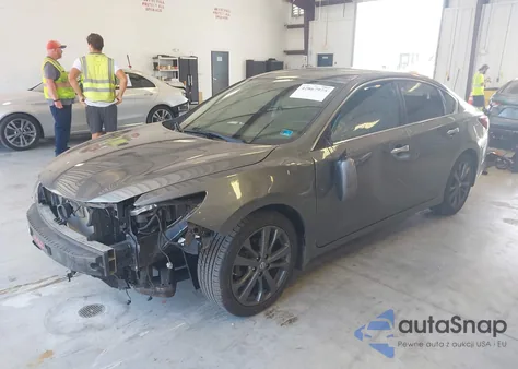 2018 Nissan Altima 2.5 Sr z USA, uszkodzony, nr VIN 1N4AL3AP3JC158296